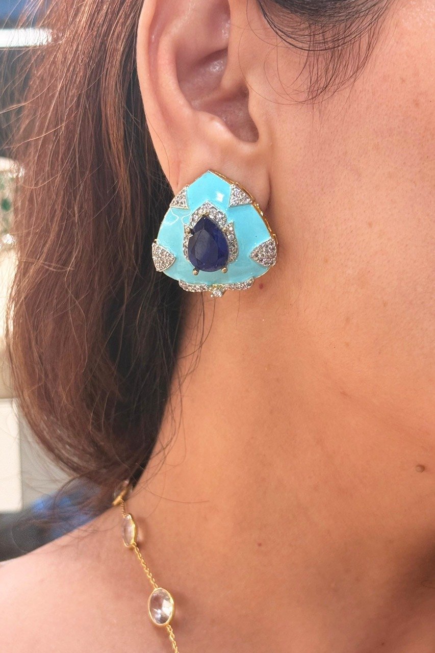 Evelyn Zircon Saphire Synthetic Studs